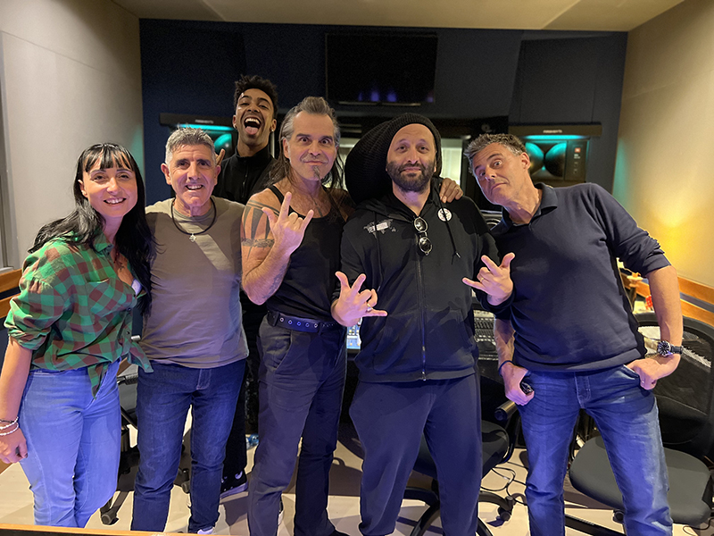 WITH PIERO PELÙ AND ALBOROSIE DURING PRE-PRODUCTION OF THE SINGLE “MUSICA LIBERA” · Photo 3